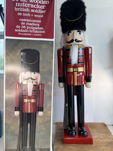 Wooden nutcracker - 36”,